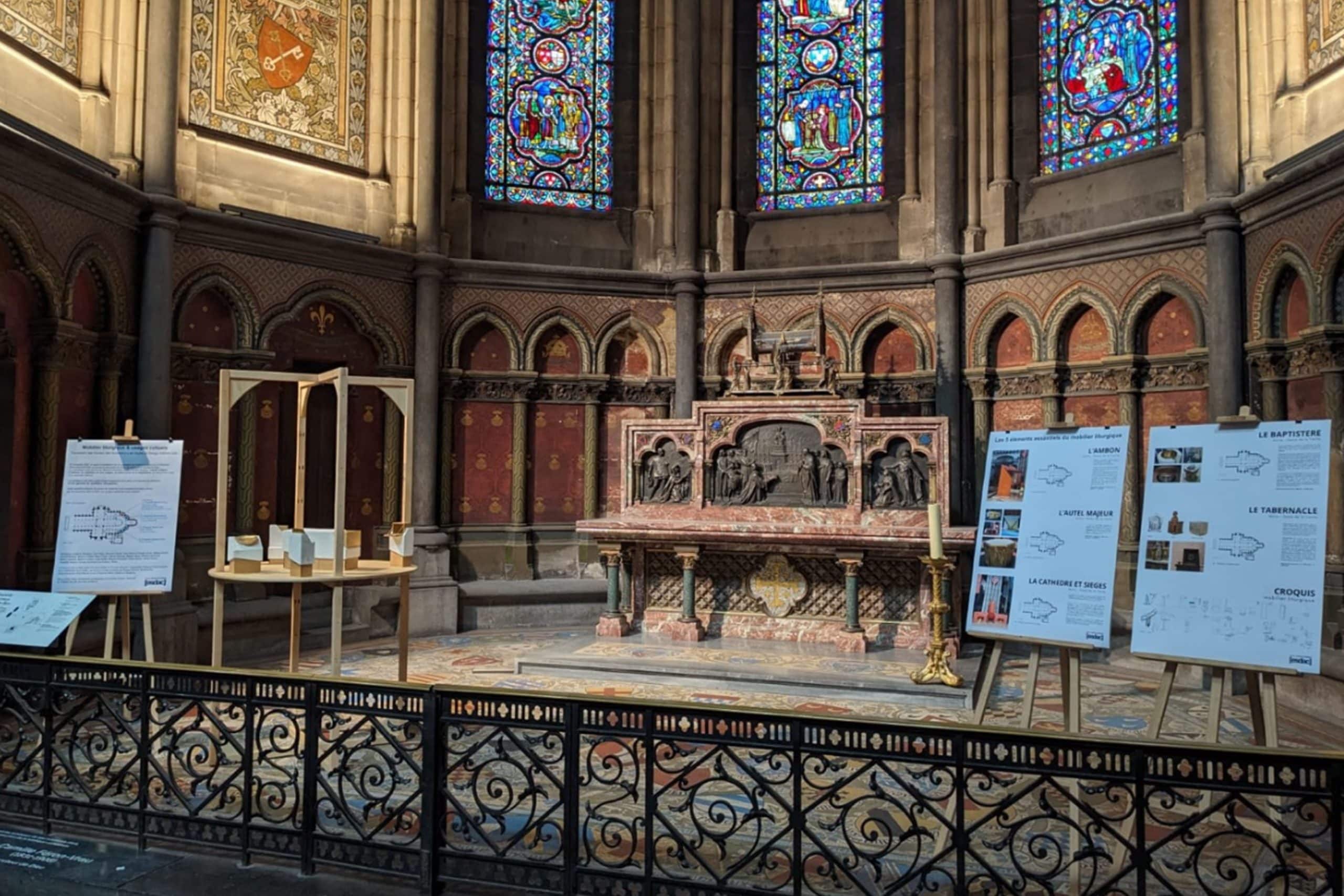 ESDAC Lille expose une gamme de mobiliers liturgiques à la Cathédrale Notre-Dame-de-la-Treille